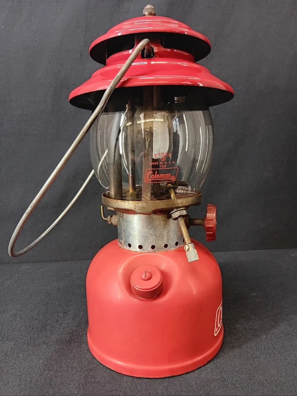Tested 1966 Coleman 200A Gas Lantern Camp Red Pyrex Globe With Caddy Serviced